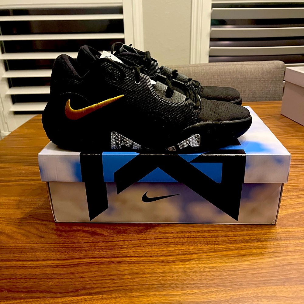 COPY - PG 6 size 9.5